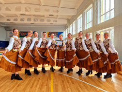 Танцевальный коллектив "Россияночка"  выиграл ГРАН-ПРИ! Поздравляем!.